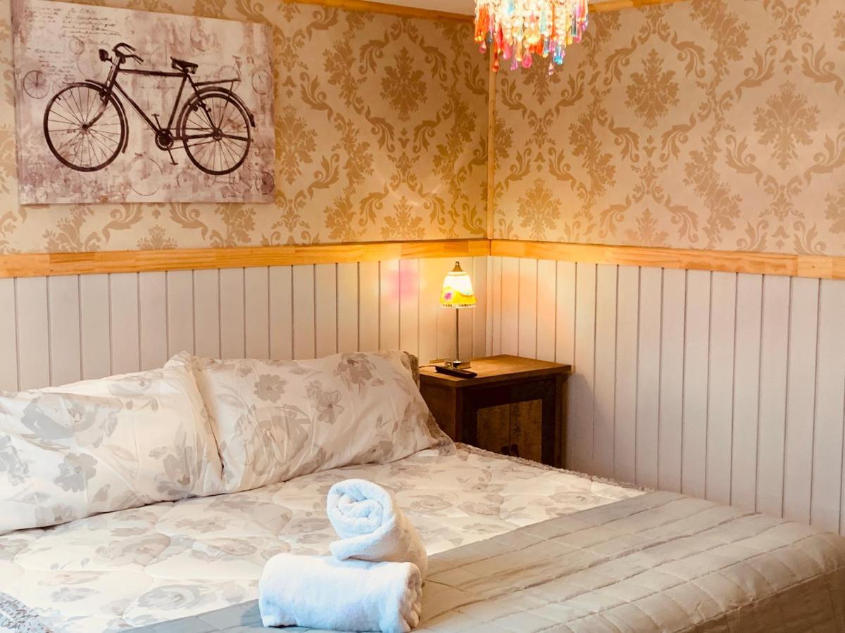 Arte Brisa Hostal Boutique ปวยร์โตนาตาเลส ภายนอก รูปภาพ
