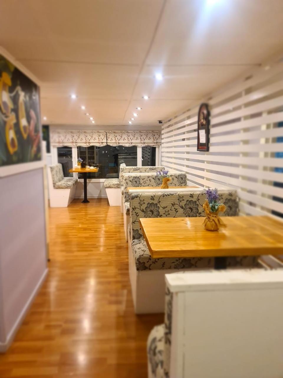 Arte Brisa Hostal Boutique ปวยร์โตนาตาเลส ภายนอก รูปภาพ